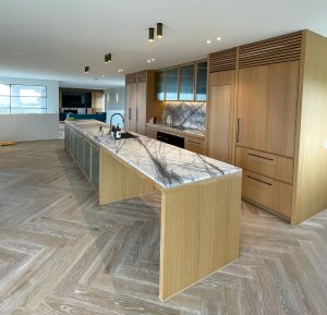 Contemporary kitchen renovation